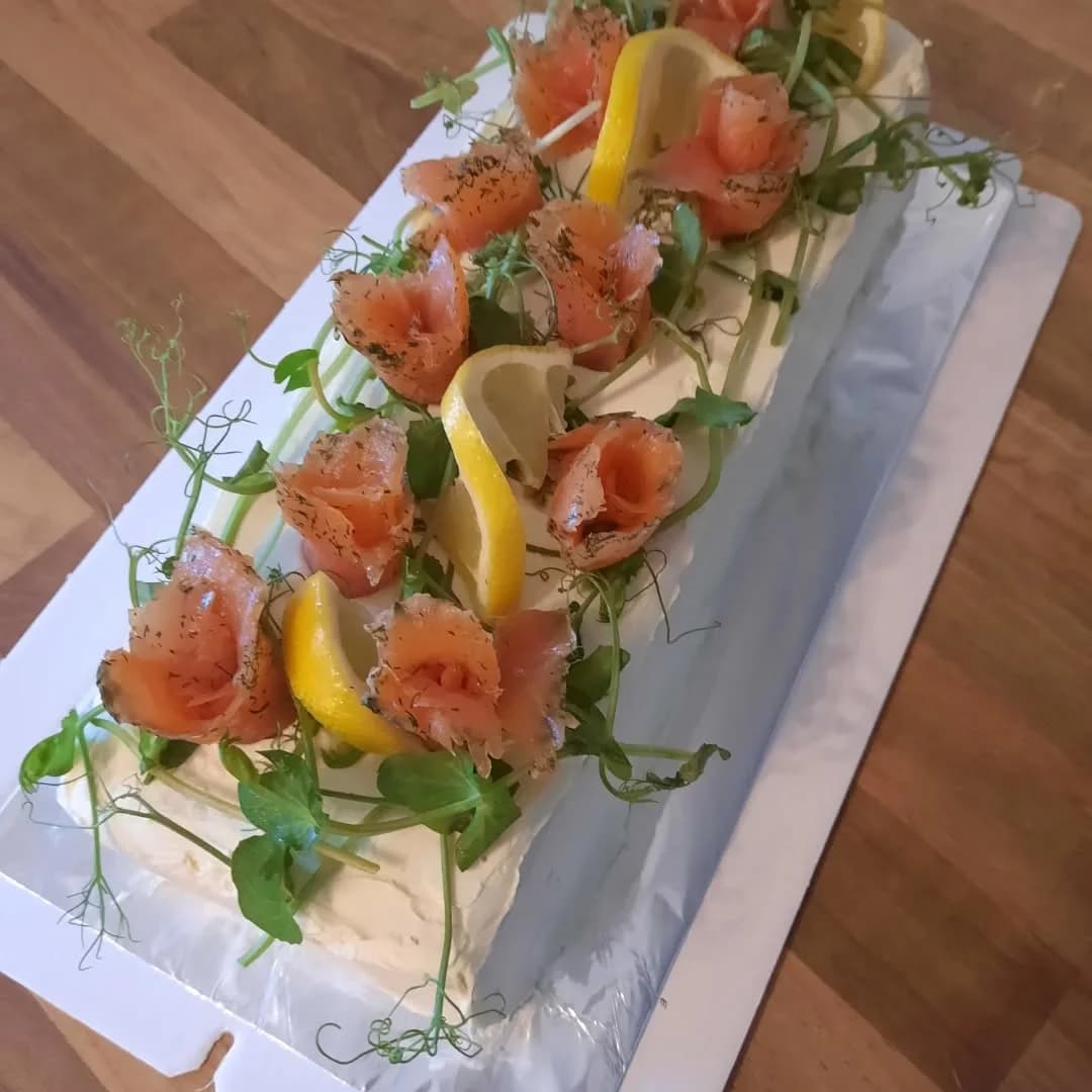 Lohivoileipäkakku