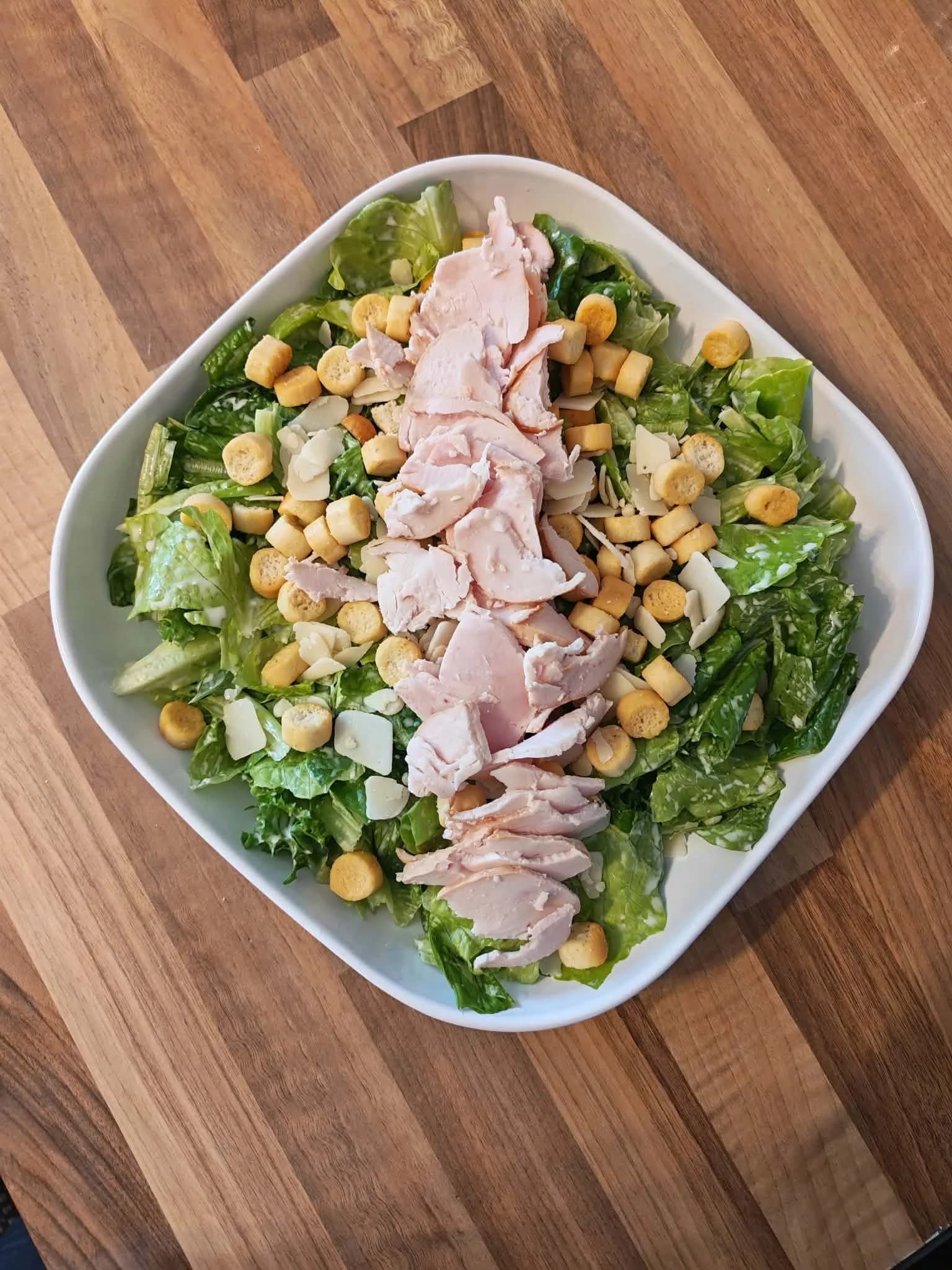 Kana- caesarsalaatti